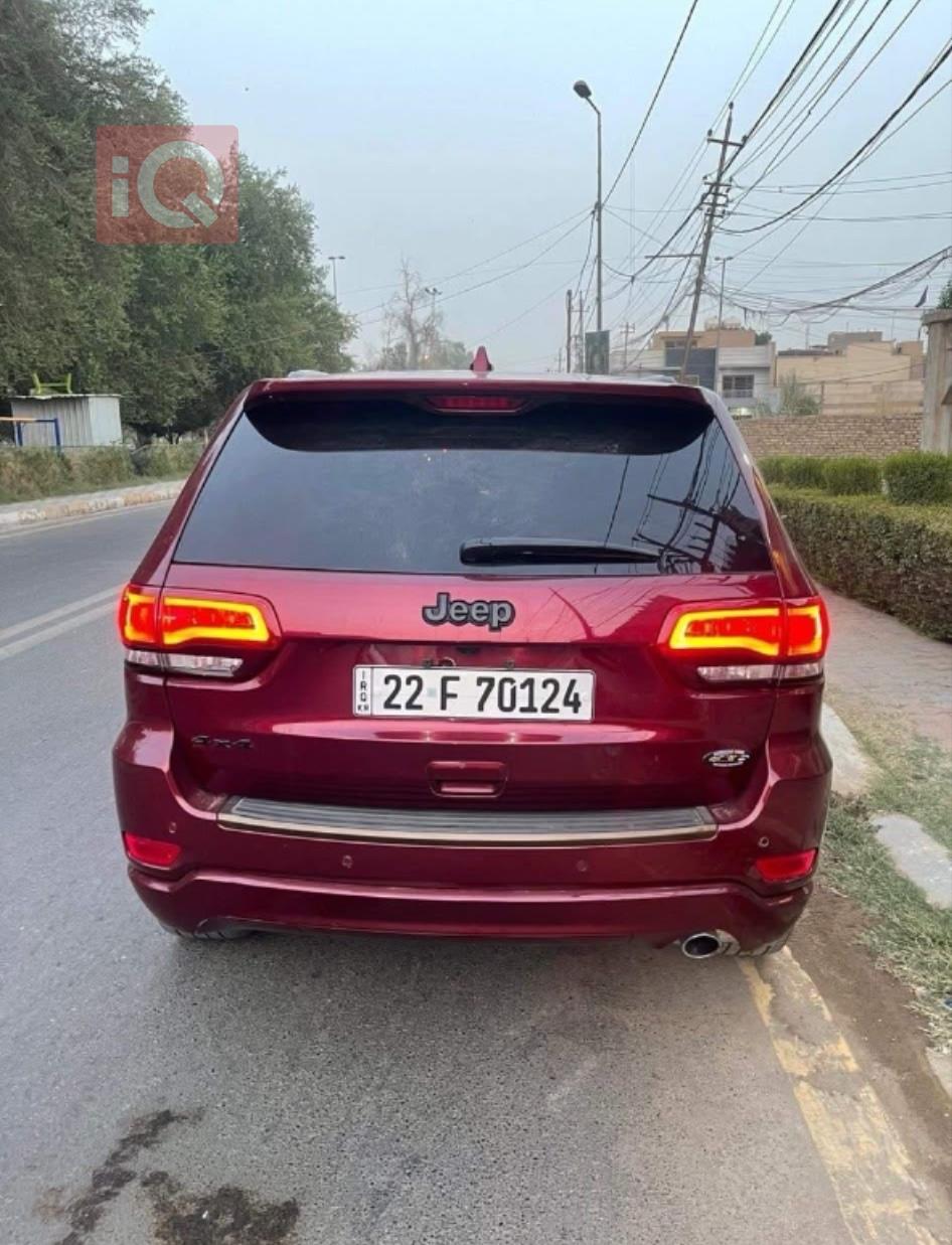 جیپ گراند شیرۆکی